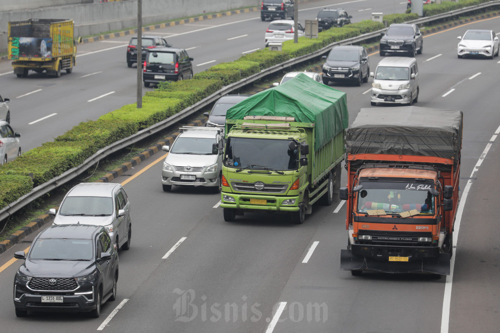 Ketergantungan Transportasi Darat Tekan Logistik RI, Angkutan Laut Jadi Solusi?