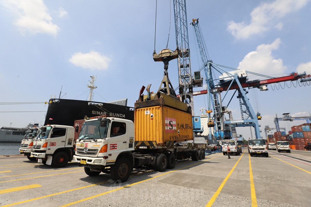 Efek MBG dan Kopdes Merah Putih, Sektor Logistik Diramal Tumbuh 8%